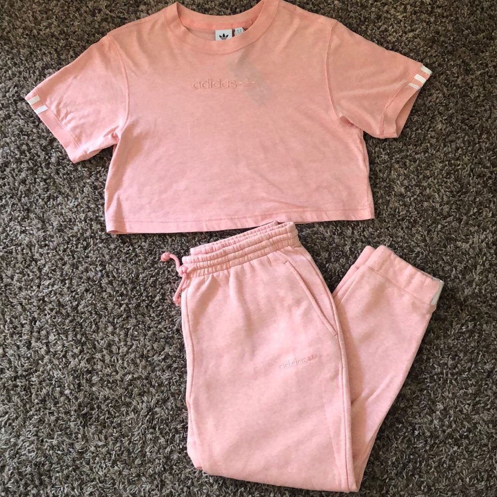 Adidas Coeeze Sweatpants & Crop Top *baby pink* 🌸